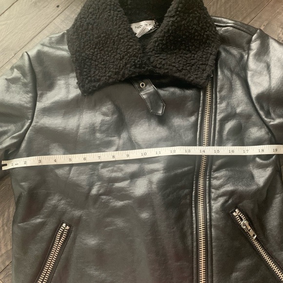 Noize Vegan Leather Shearling Jacket - NWOT - Picture 4 of 8